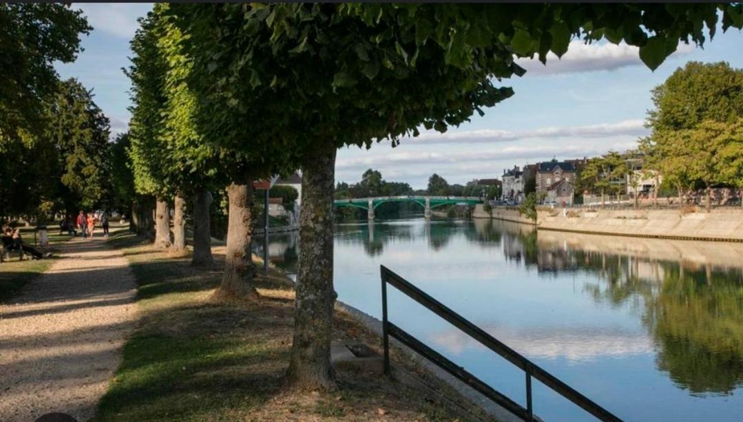 Studio Bord De Marne Jouarre Eksteriør bilde